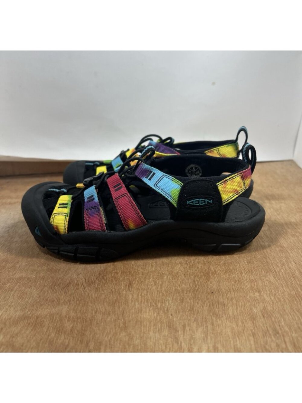 Keen Newport H2 Women Size 6 Sandals Fisherman Multicolor Closed Toe 1018822 - Picture 3 of 7